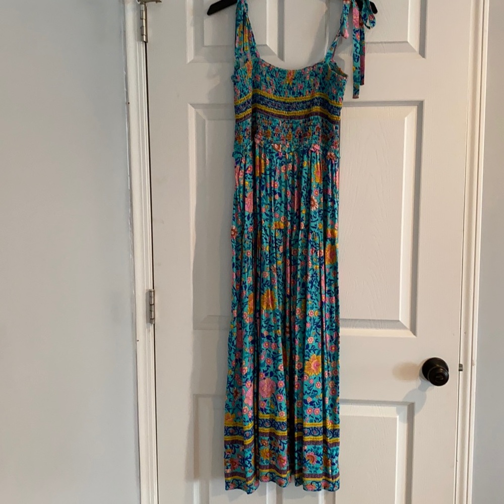 Easel floral midi dress